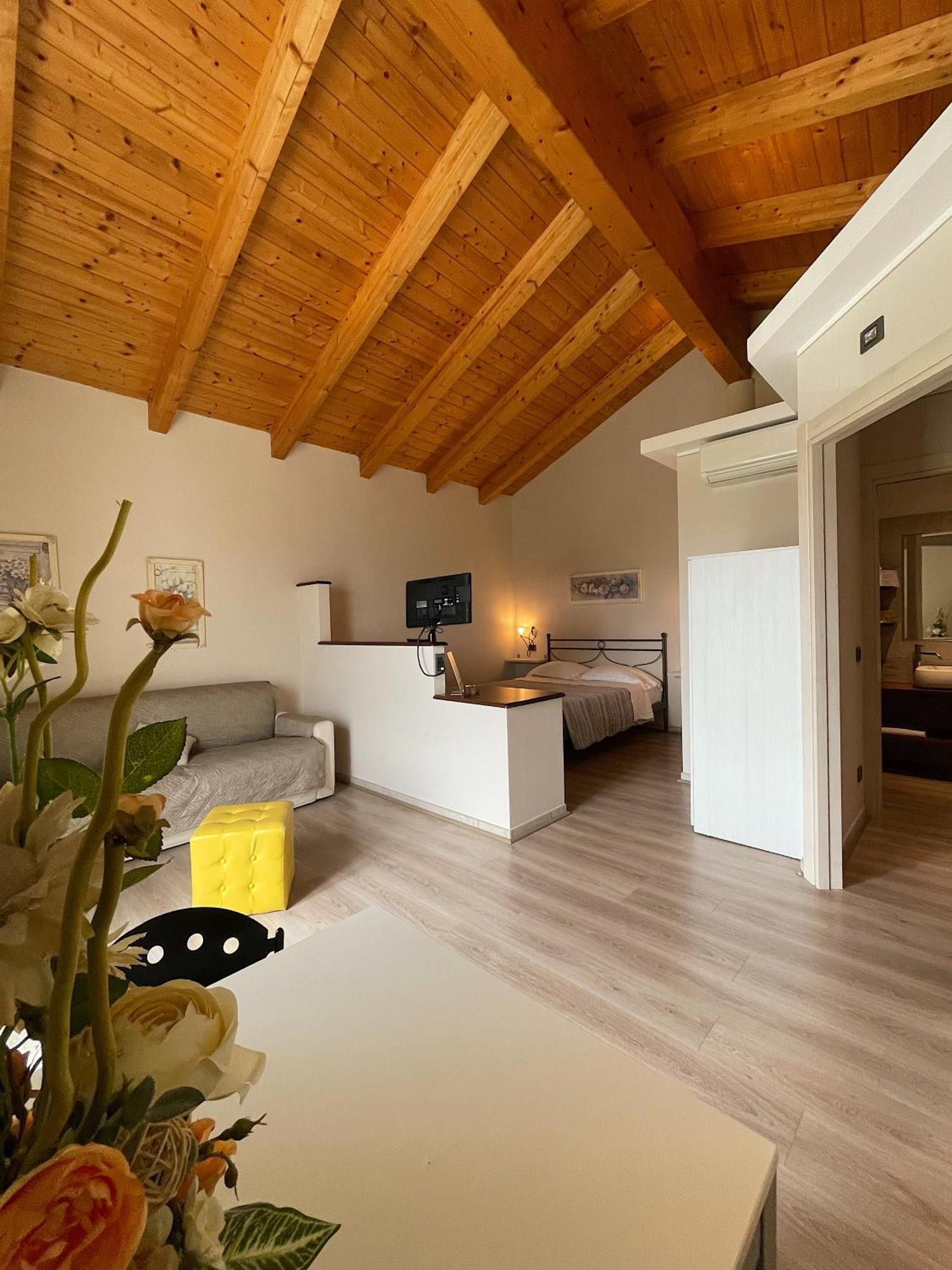 La Rocca Bed and Breakfast Carrù Buitenkant foto