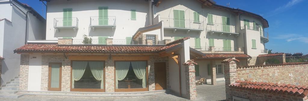 La Rocca Bed and Breakfast Carrù Buitenkant foto